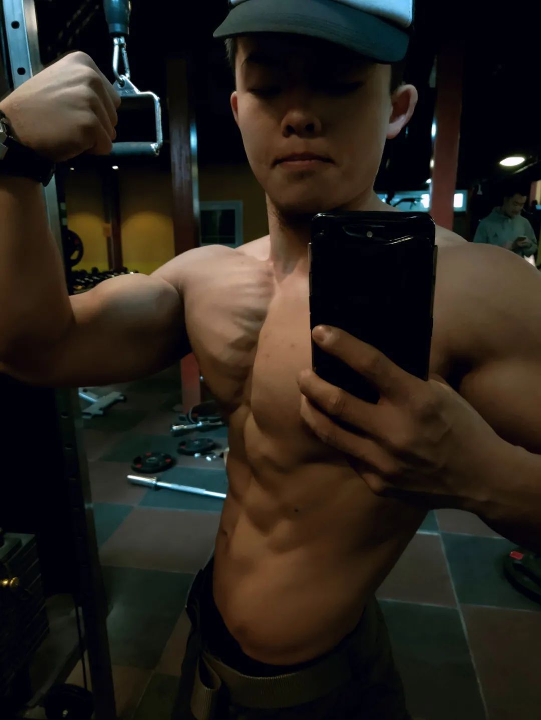 健身房私教价格表图片大全_房山健身教练培训_石景山私教健身房